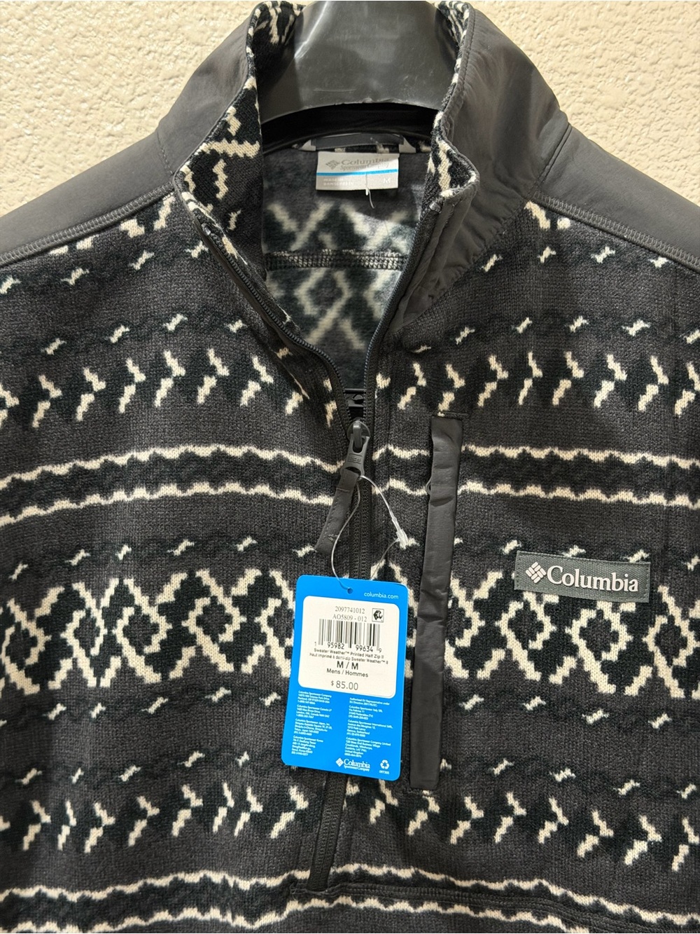 Columbia Black and White Geometric Zip-Up Sweater